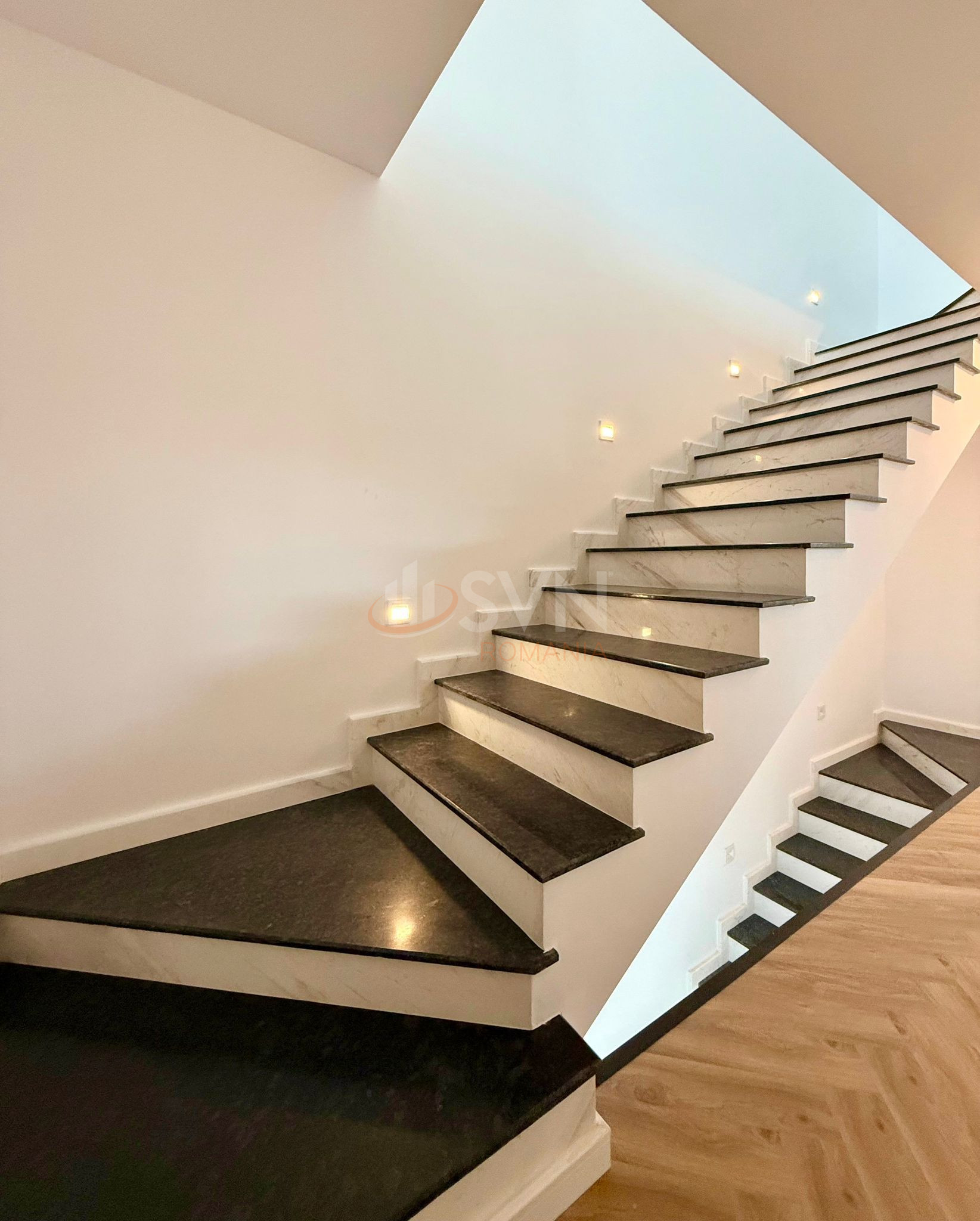 Casa, 6 camere Bucuresti/Iancu Nicolae