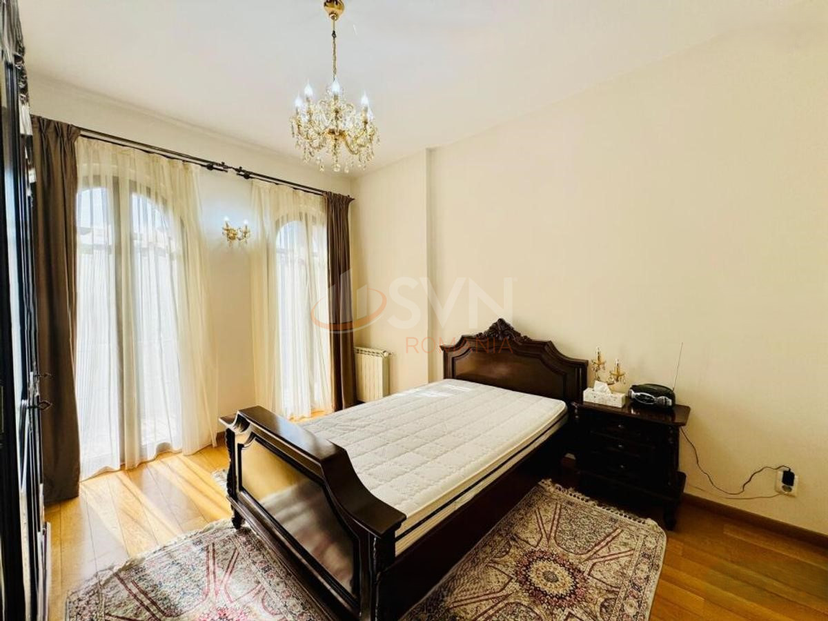 Casa, 6 camere Bucuresti/Iancu Nicolae