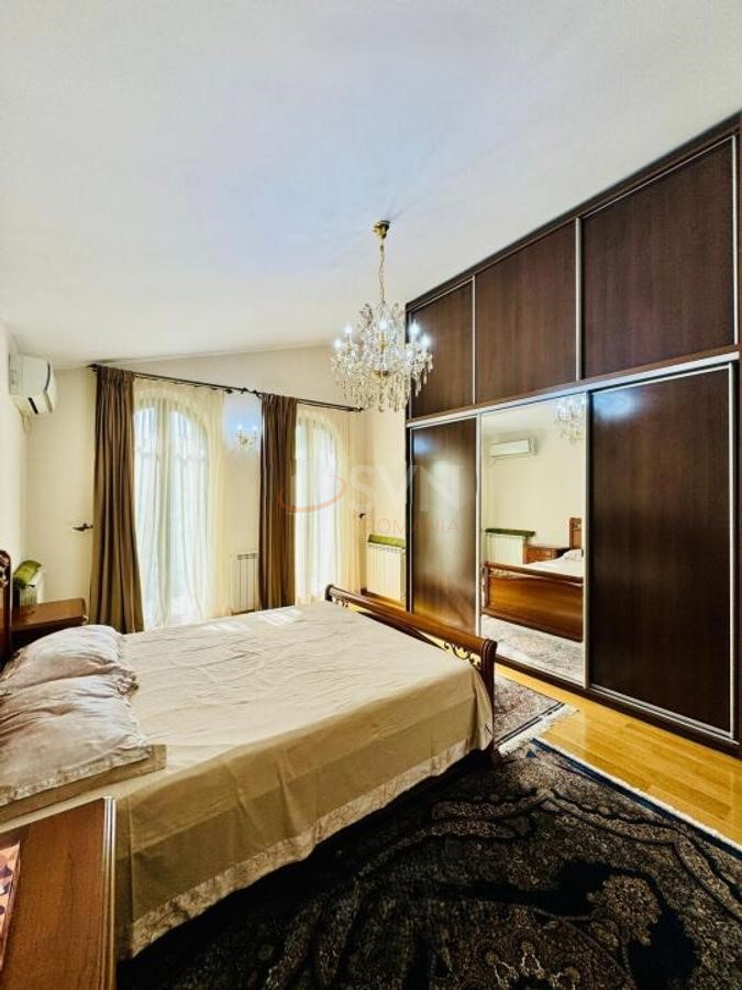Casa, 6 camere Bucuresti/Iancu Nicolae