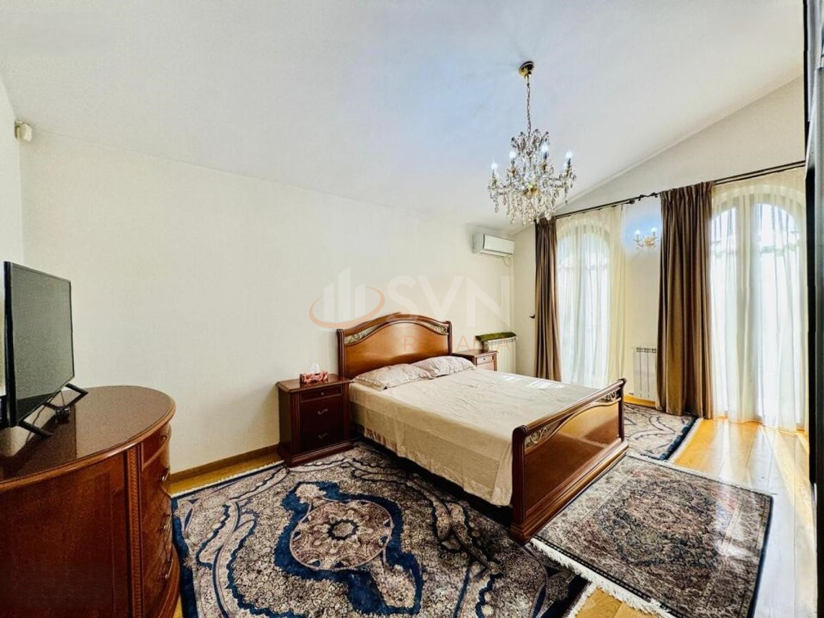 Casa, 6 camere Bucuresti/Iancu Nicolae