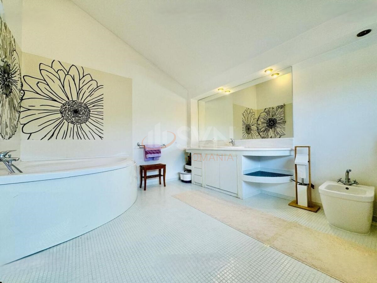 Casa, 6 camere Bucuresti/Iancu Nicolae