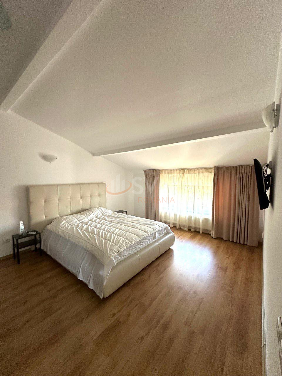 Casa, 6 camere Bucuresti/Pipera