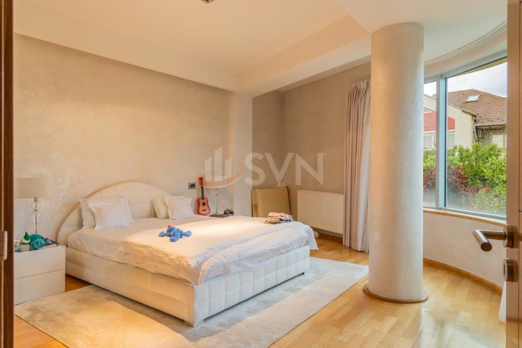 Casa, 6 camere Bucuresti/Baneasa