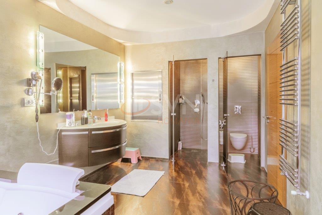 Casa, 6 camere Bucuresti/Baneasa