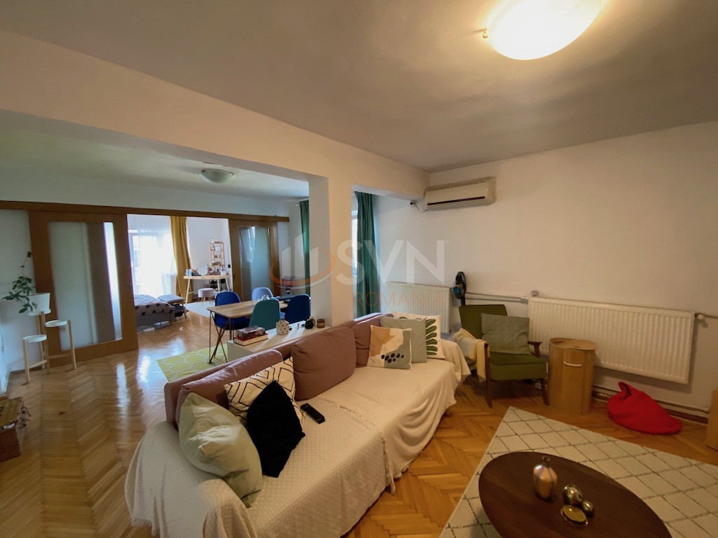 Casa, 6 camere Bucuresti/Domenii