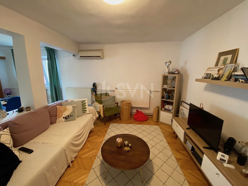 Casa, 6 camere Bucuresti/Domenii