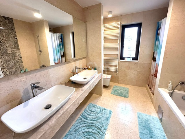 Casa, 6 camere Bucuresti/Pipera