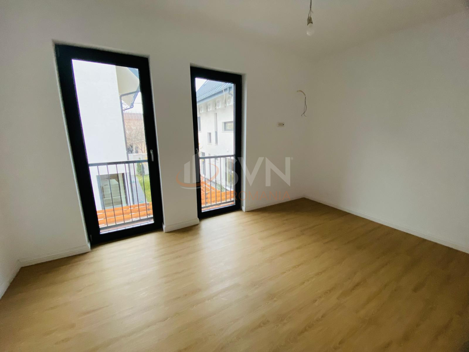 Casa, 6 camere Bucuresti/Straulesti