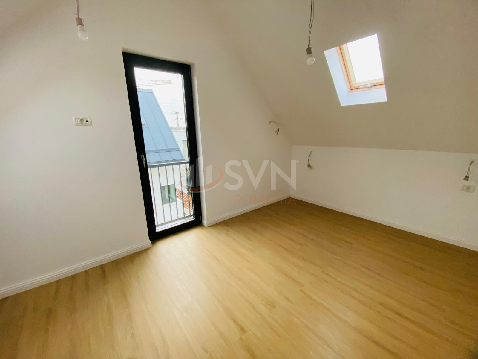 Casa, 6 camere Bucuresti/Straulesti