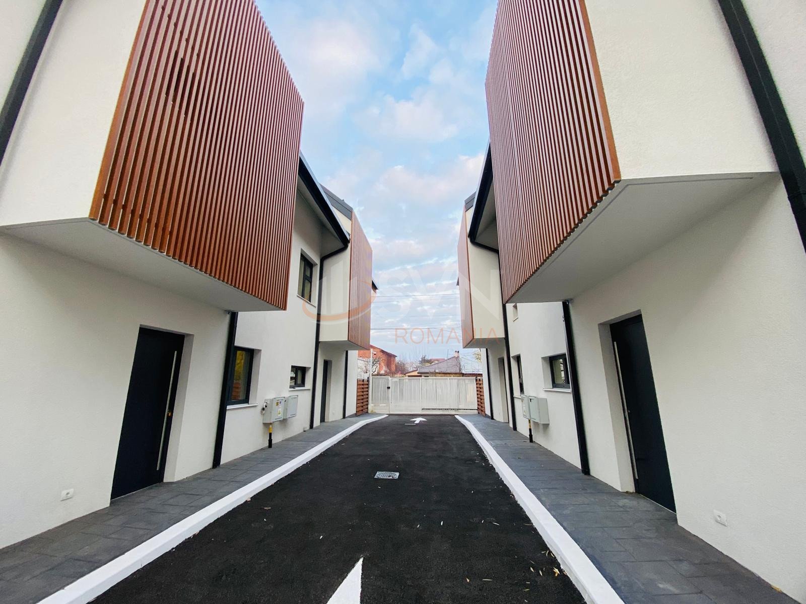 Casa, 6 camere Bucuresti/Straulesti