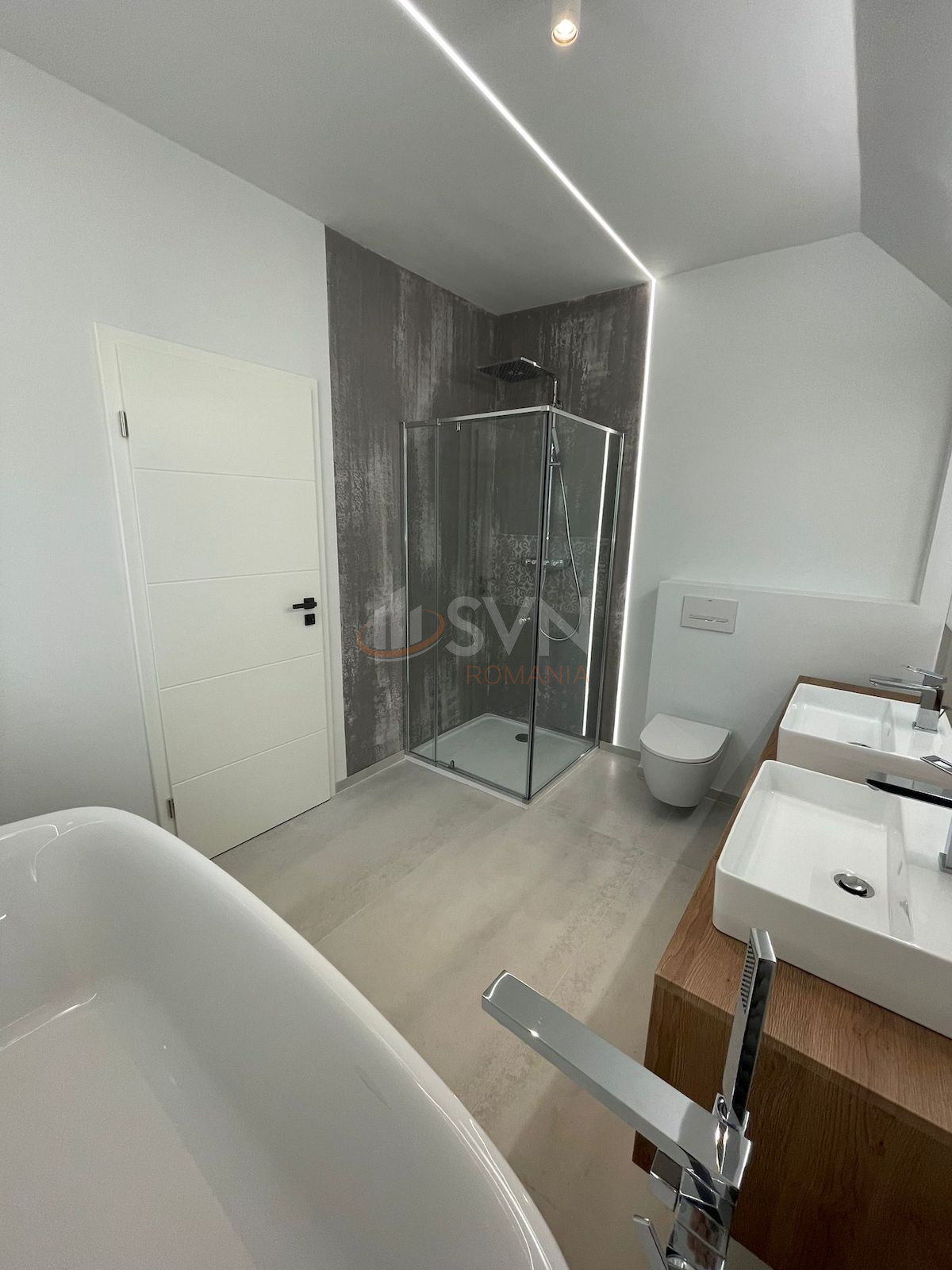 Casa, 6 camere Bucuresti/Baneasa