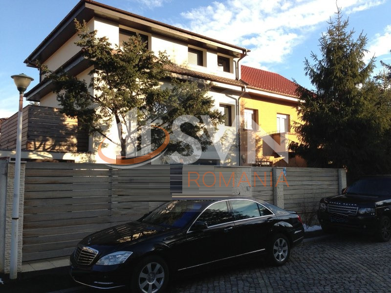 Casa, 7 camere Bucuresti/Primaverii