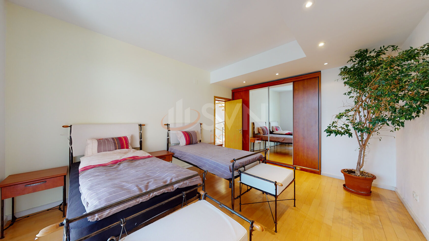 Casa, 7 camere Prahova/Breaza De Sus