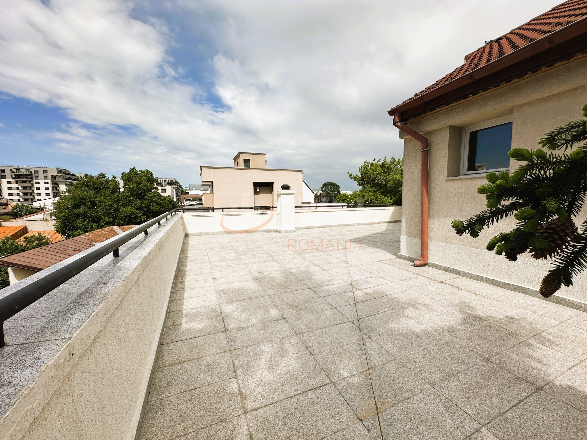 Casa, 7 camere Bucuresti/Domenii