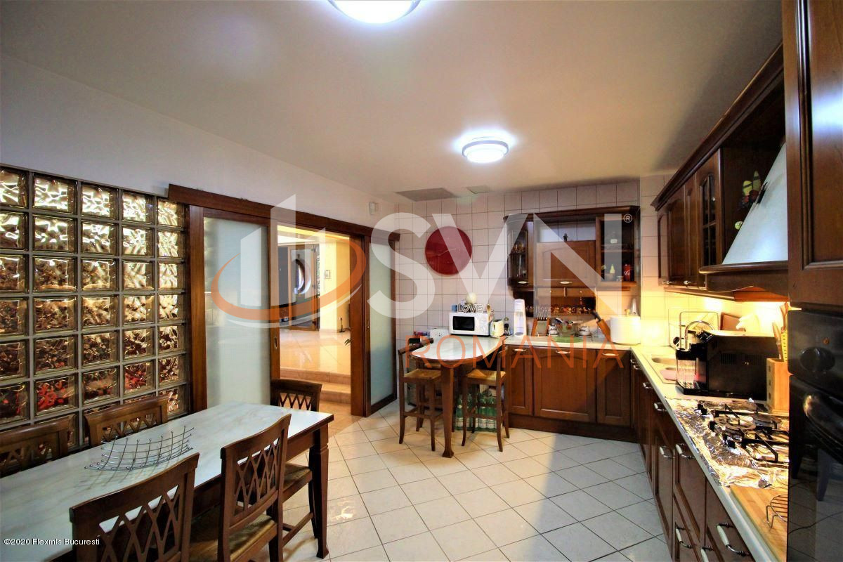 Casa, 7 camere Bucuresti/Baneasa