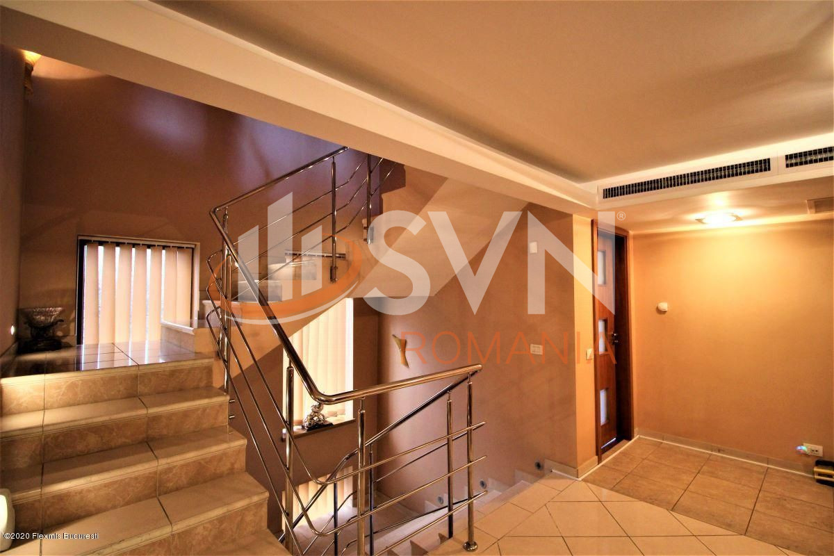 Casa, 7 camere Bucuresti/Baneasa