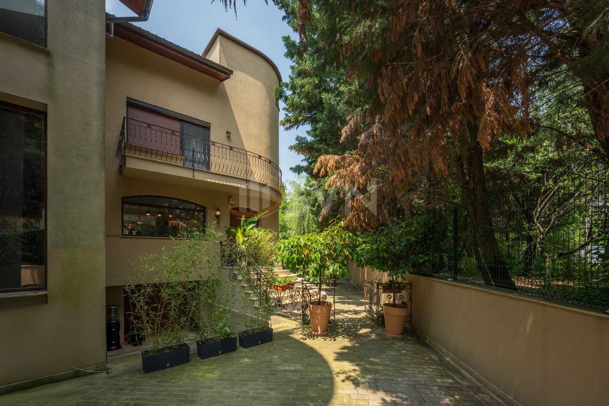 Casa, 7 camere Bucuresti/Iancu Nicolae