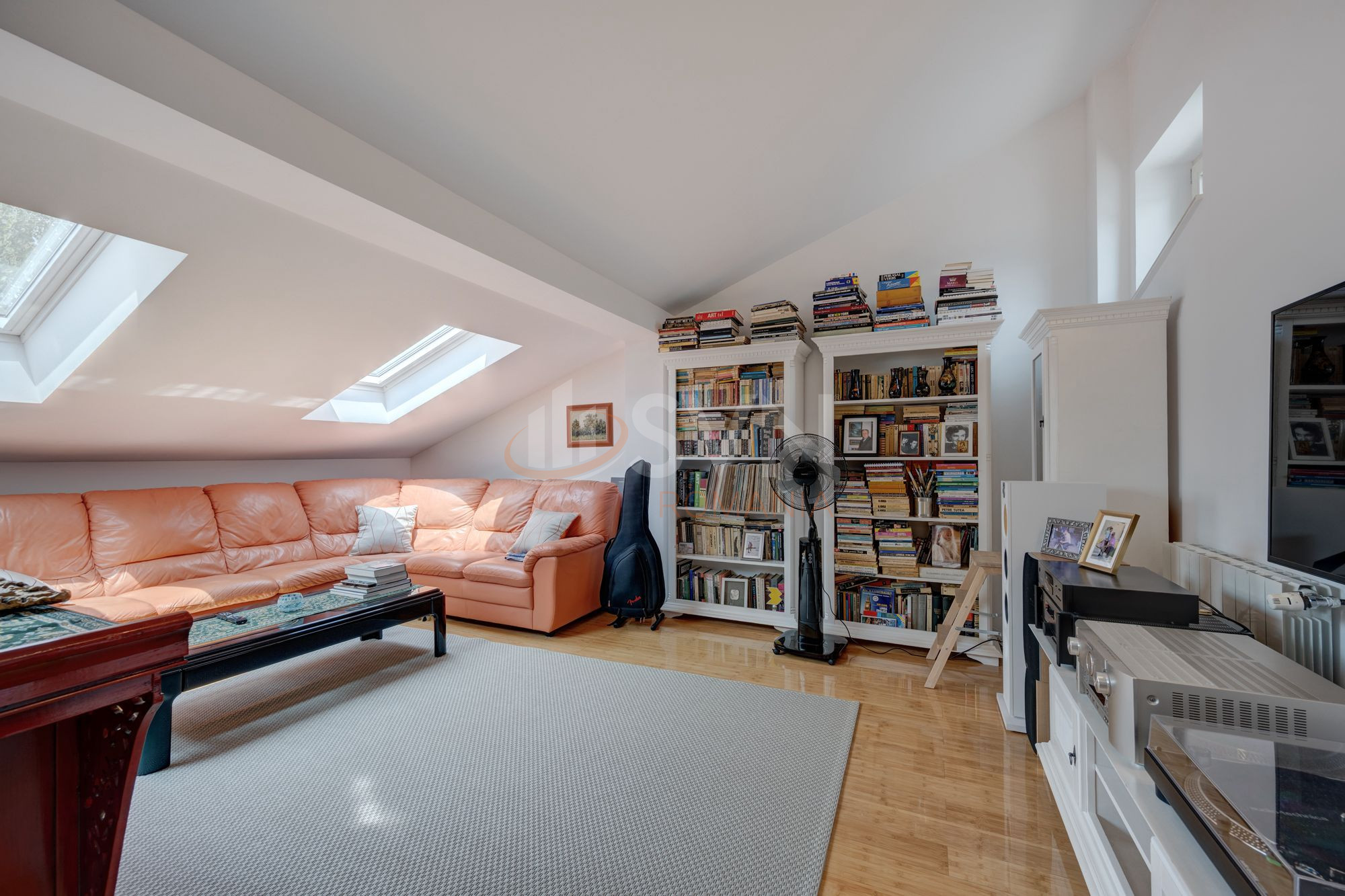 Casa, 7 camere Bucuresti/Iancu Nicolae