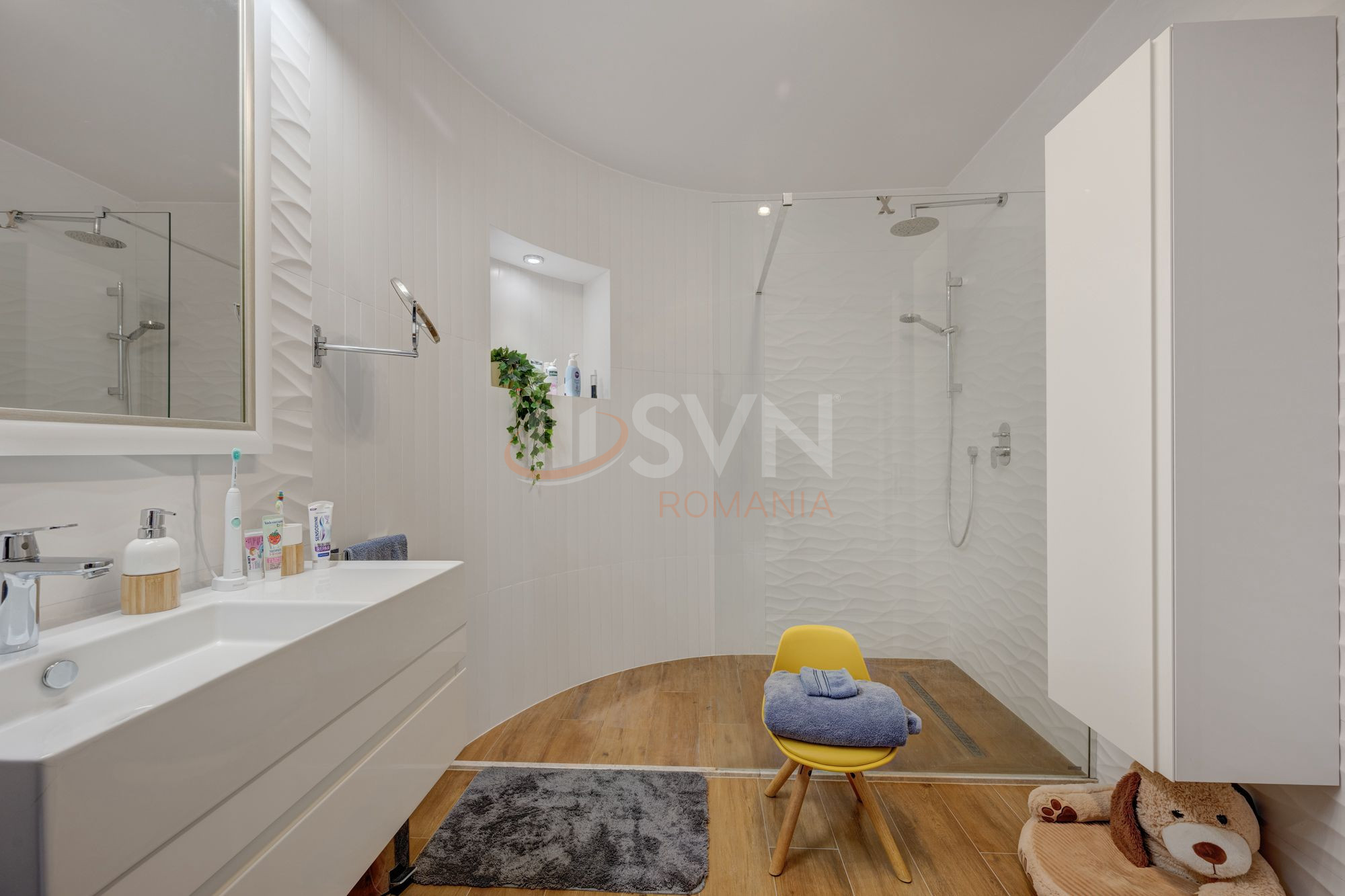 Casa, 7 camere Bucuresti/Iancu Nicolae