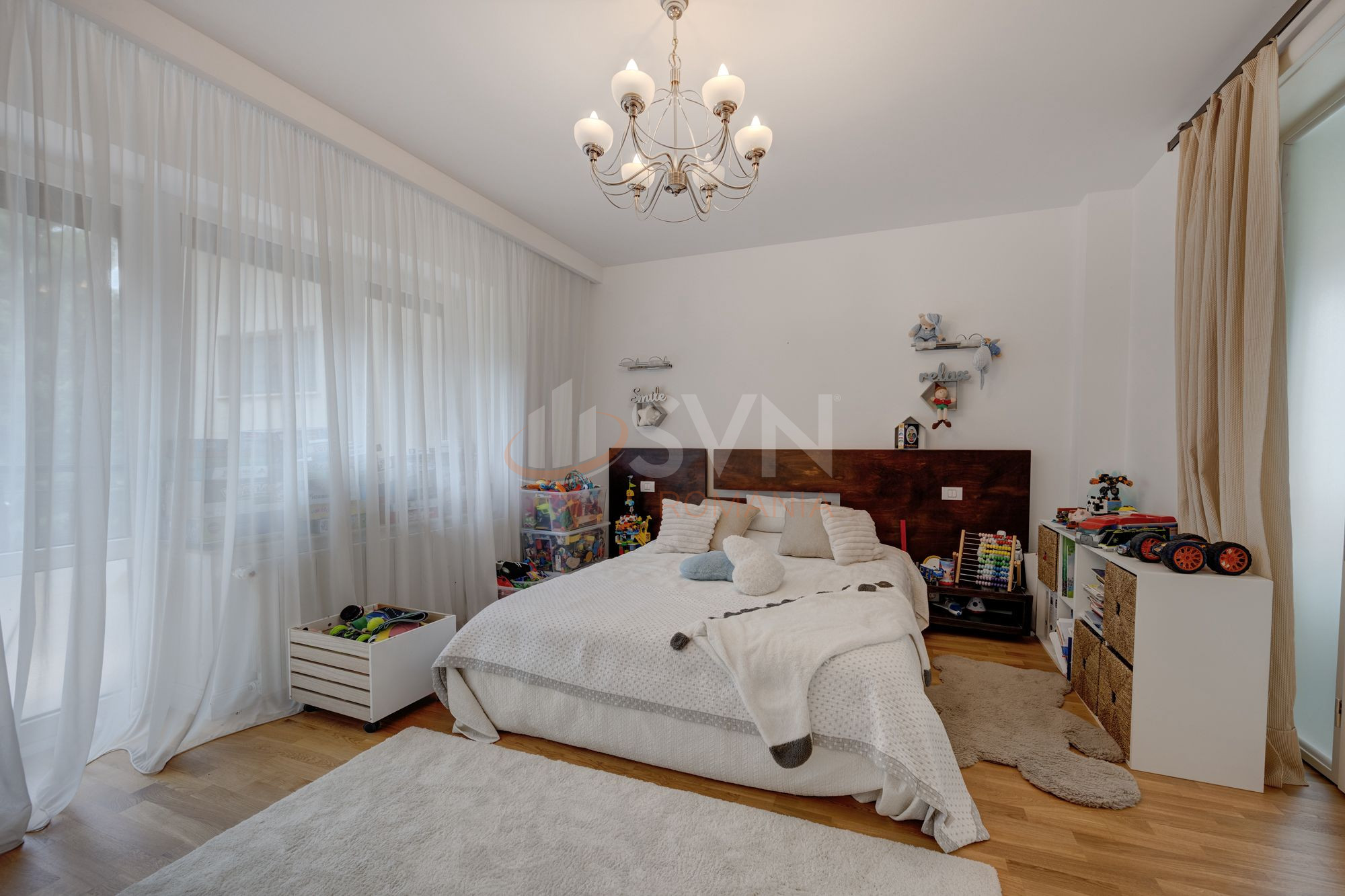 Casa, 7 camere Bucuresti/Iancu Nicolae