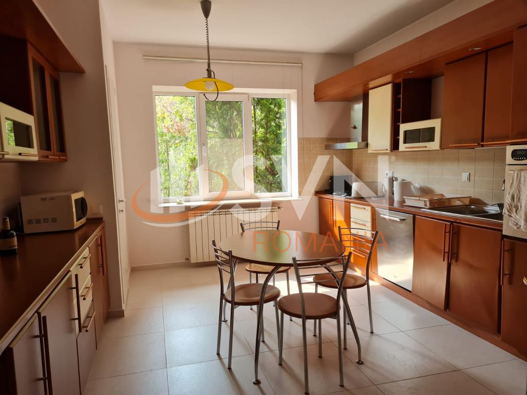 Casa, 7 camere Bucuresti/Pipera