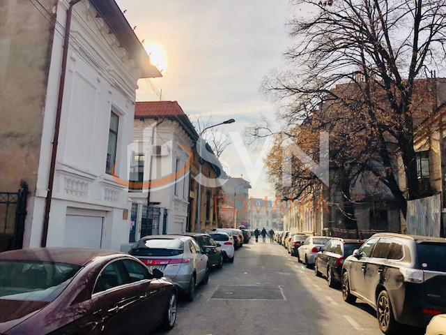 Casa, 7 camere Bucuresti/Cismigiu