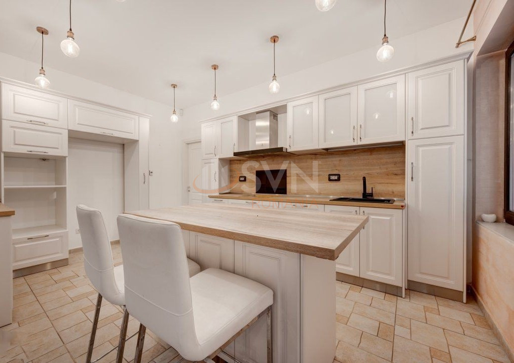 Casa, 7 camere Bucuresti/Iancu Nicolae