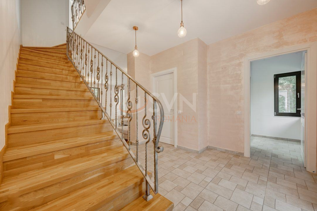 Casa, 7 camere Bucuresti/Iancu Nicolae