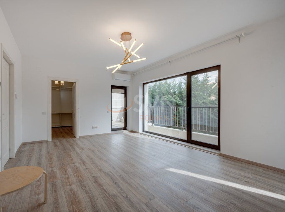 Casa, 7 camere Bucuresti/Iancu Nicolae