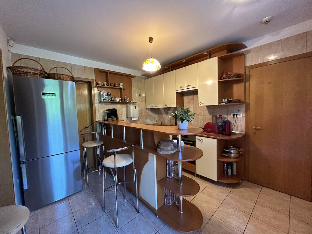 Casa, 7 camere Bucuresti/Bucurestii Noi