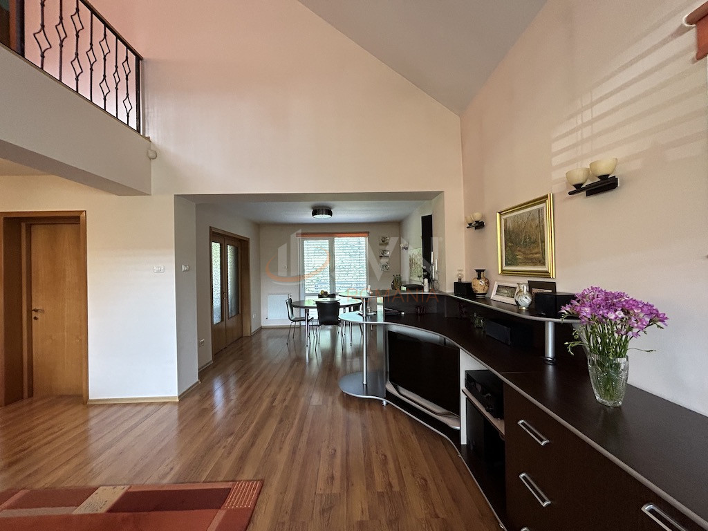 Casa, 7 camere Bucuresti/Bucurestii Noi