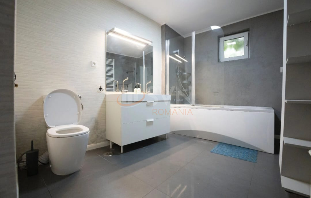 Casa, 7 camere Bucuresti/Parcul Carol