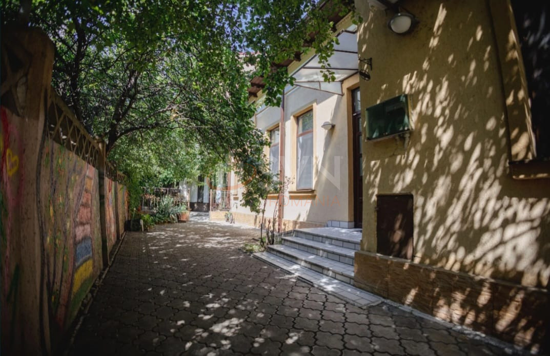 Casa, 7 camere Bucuresti/Parcul Carol