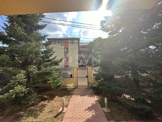 Casa, 7 camere Bucuresti/Fundeni