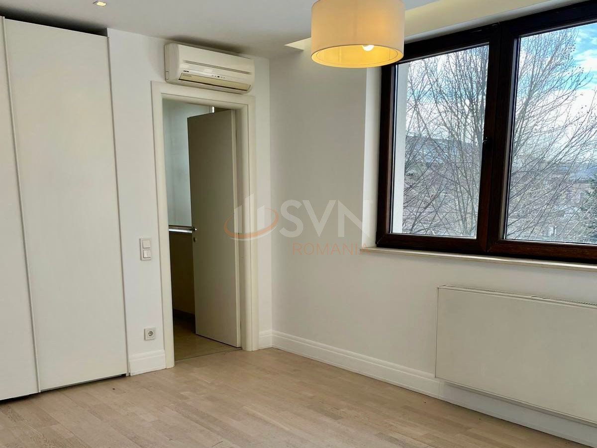 Casa, 7 camere Bucuresti/Pipera