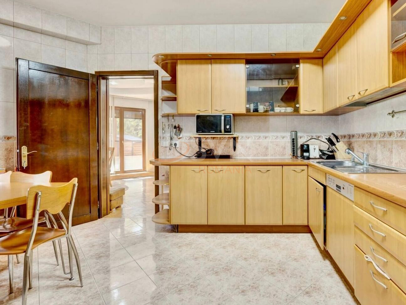 Casa, 7 camere Bucuresti/Pipera