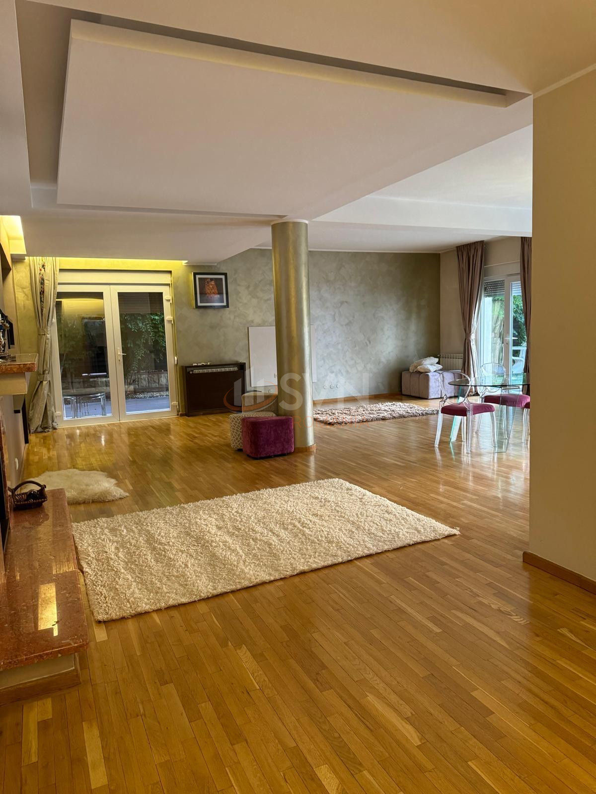Casa, 7 camere Bucuresti/Iancu Nicolae