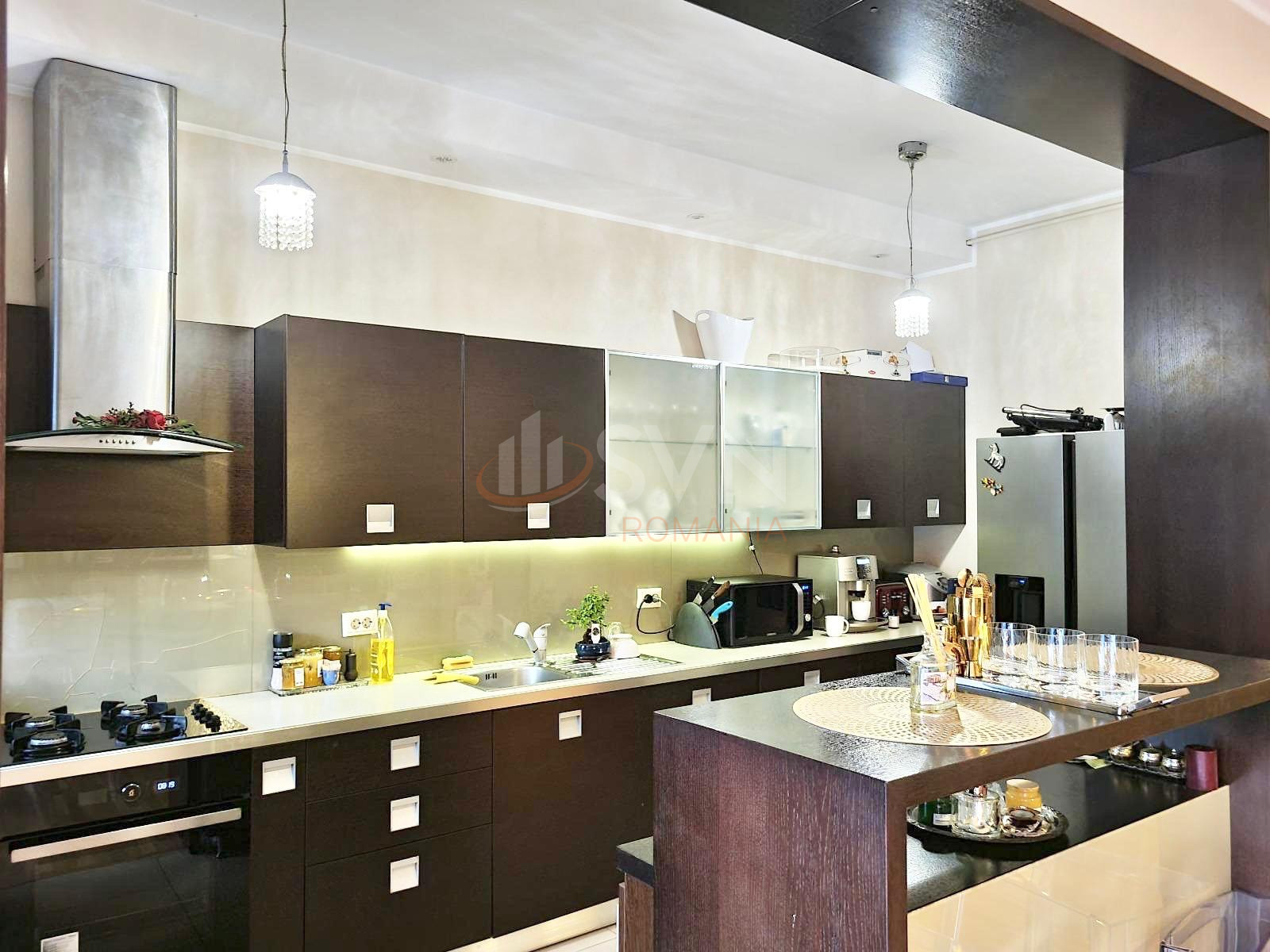 Casa, 7 camere Bucuresti/Iancu Nicolae