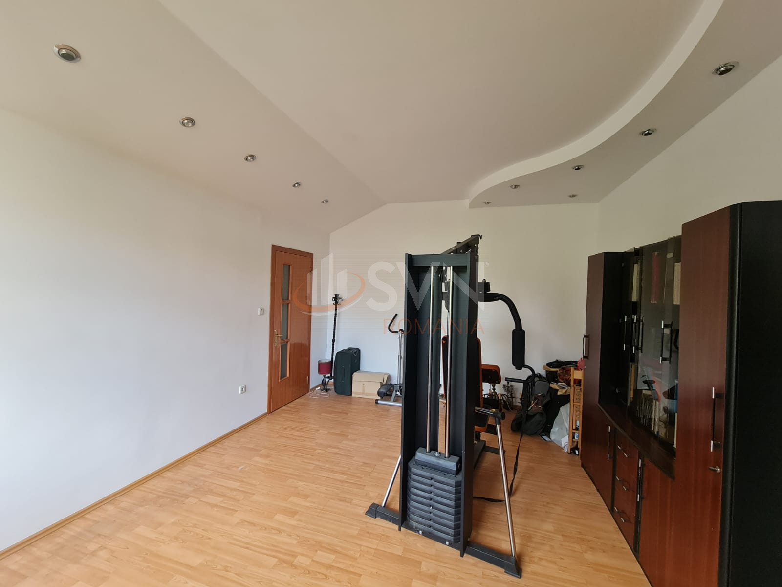 Casa, 7 camere Bucuresti/1 Mai