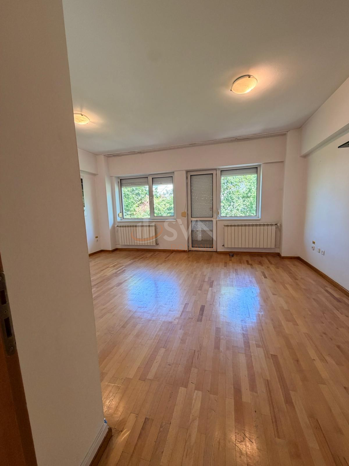 Casa, 7 camere Bucuresti/P-ta Victoriei