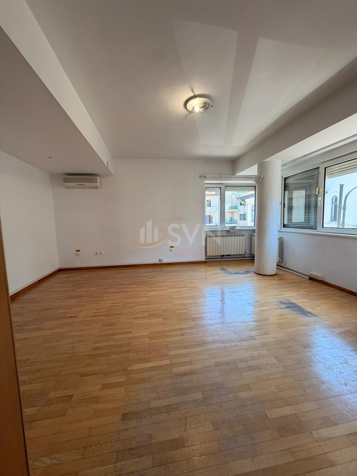 Casa, 7 camere Bucuresti/P-ta Victoriei