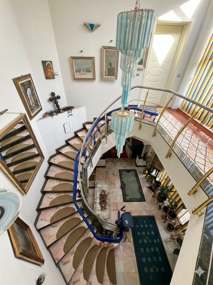 Casa, 7 camere Bucuresti/Damaroaia