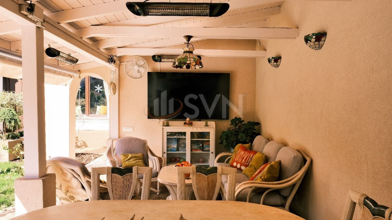 Casa, 7 camere Bucuresti/Domenii