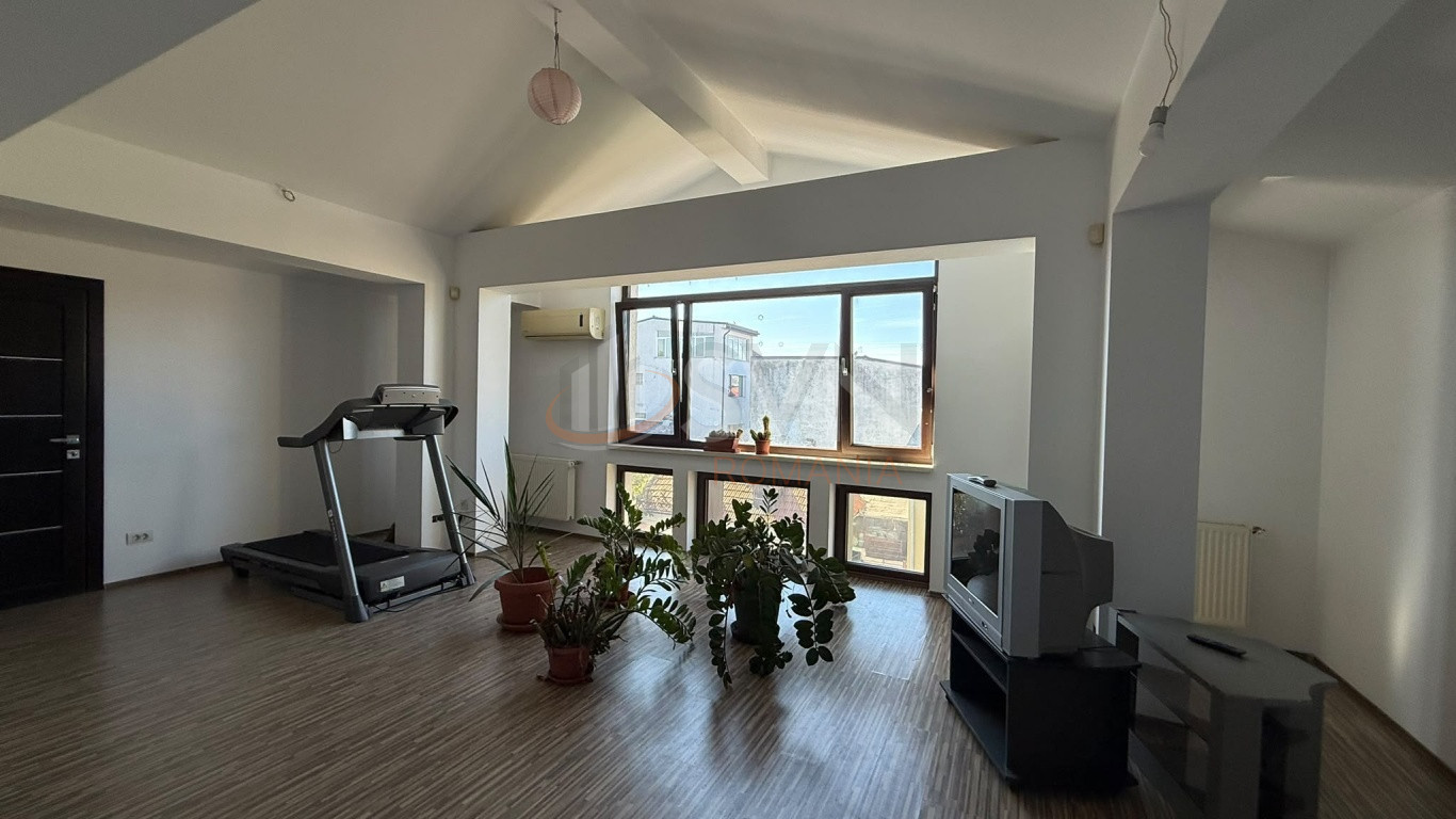 Casa, 7 camere Bucuresti/Domenii