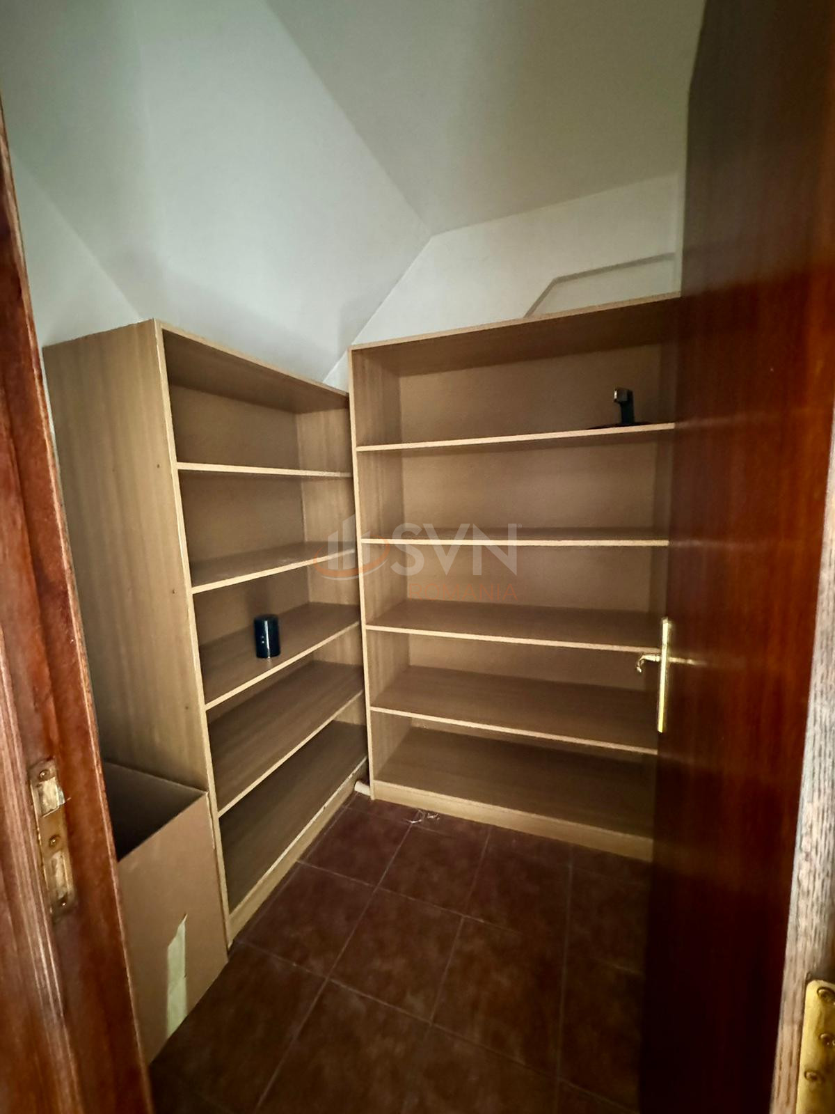 Casa, 7 camere Bucuresti/Iancu Nicolae