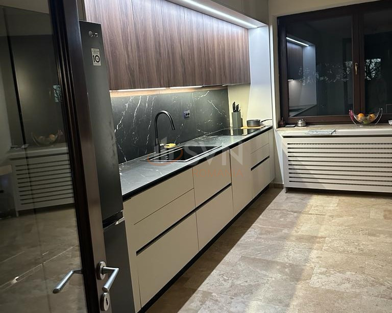 Casa, 7 camere Bucuresti/Pipera