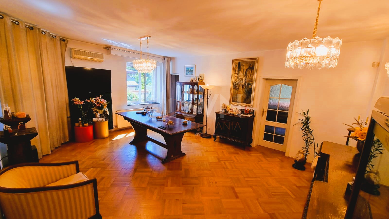 Casa, 7 camere Bucuresti/1 Mai