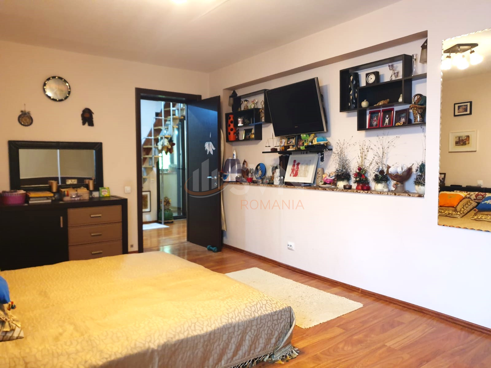 Casa, 7 camere Bucuresti/Calea Calarasilor