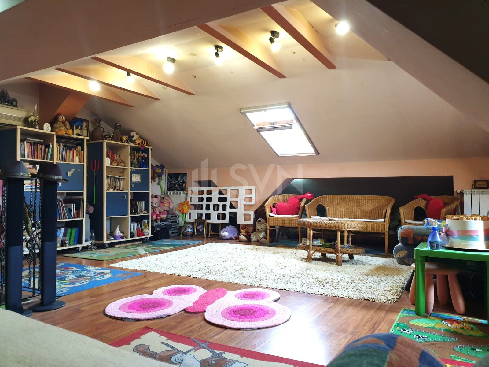 Casa, 7 camere Bucuresti/Calea Calarasilor