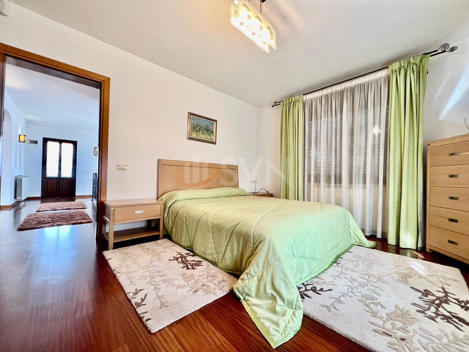 Casa, 7 camere Bucuresti/Baneasa